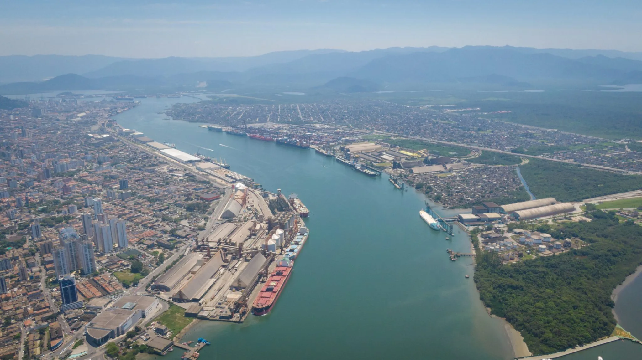 Travessia subaquática de R$ 134,7 milhões promete reduzir falta d’água no Guarujá