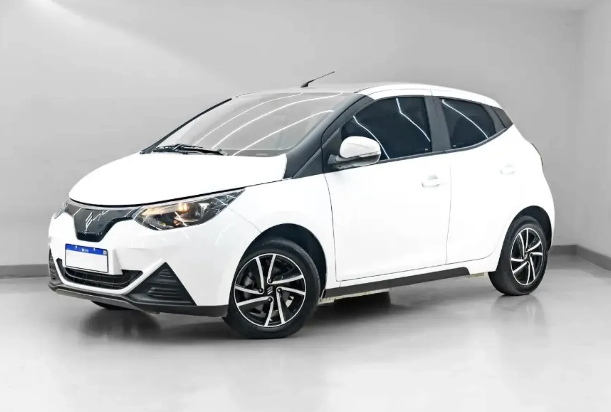Carro elétrico mais barato do Brasil: conheça o novo JMEV Emova Easy