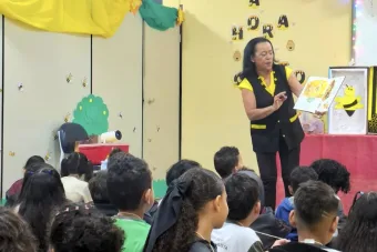 Hora do Conto transforma leitura em experiência interativa para alunos de Campo Limpo Paulista