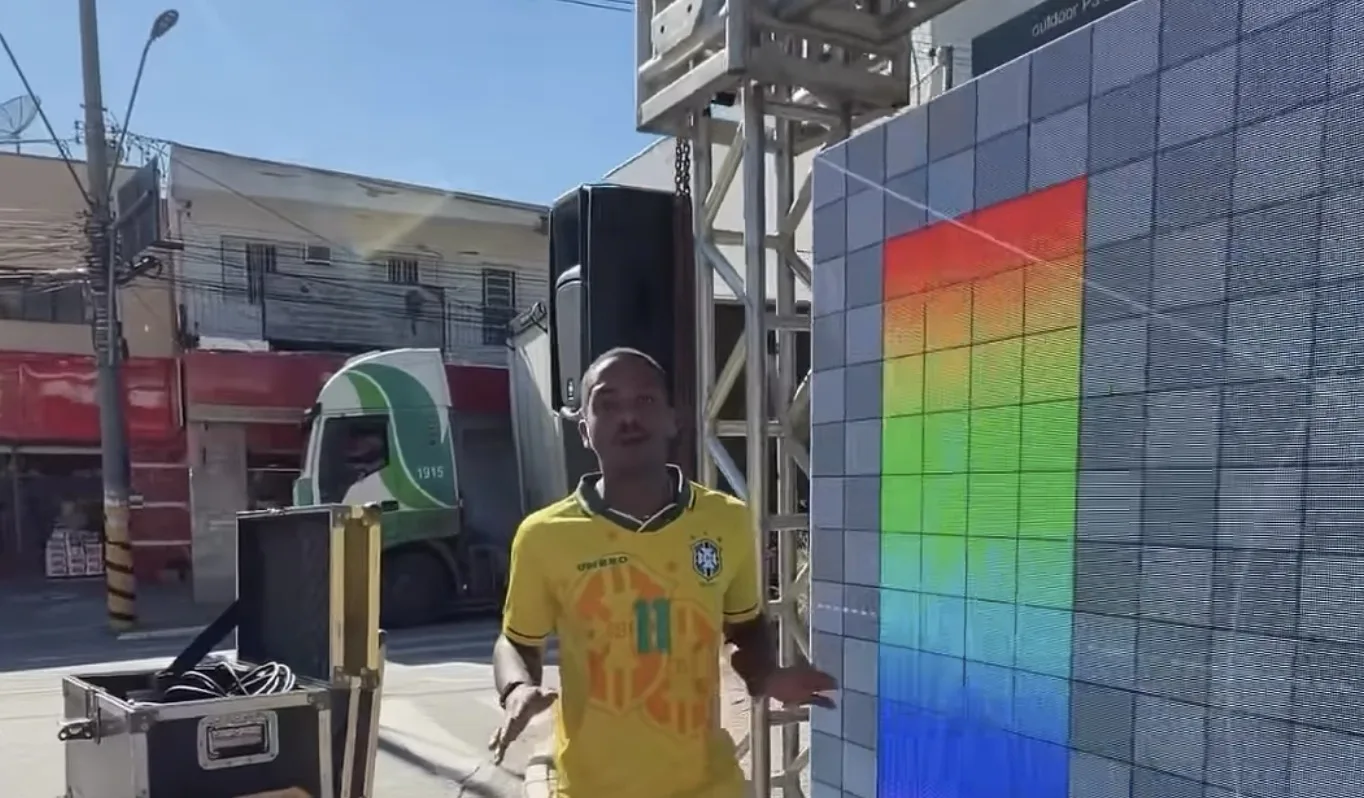 Araçariguama terá transmissão de Brasil x Japão em telão na Praça da Matriz, às 14h, com estrutura montada para receber a torcida nesta rodada decisiva