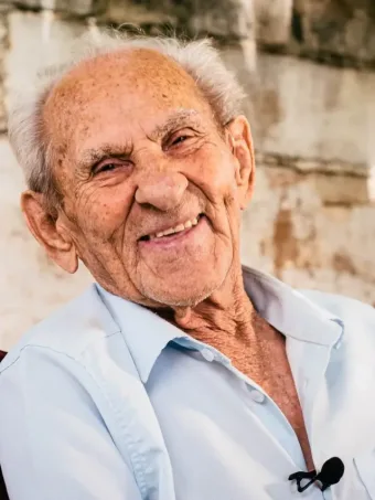 Vovô Anésio faleceu: Morte foi confirmada pela família nas redes sociais