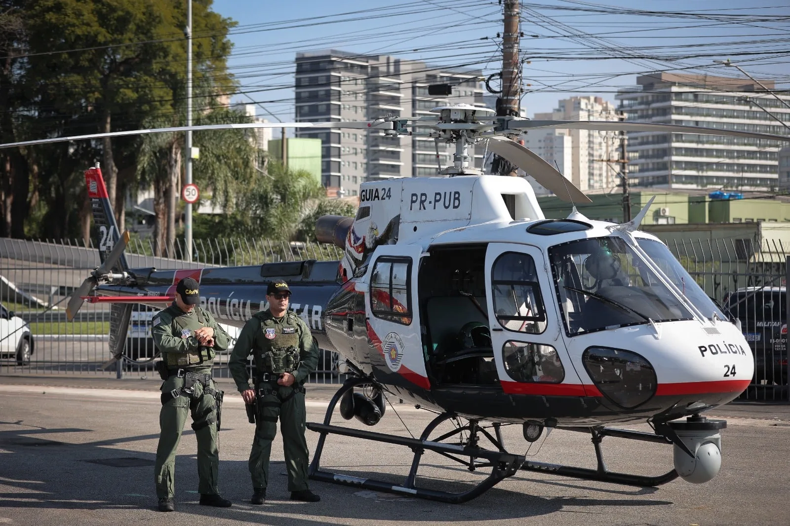 Drones e helicópteros agora reconhecem rostos em SP: Projeto-piloto em SP integra imagens aéreas ao Muralha Paulista e amplia o monitoramento em tempo real
