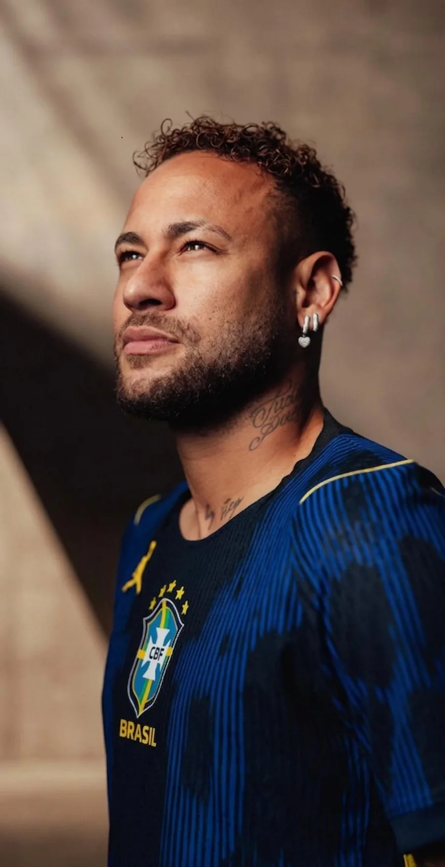 Neymar desfalca o Brasil na estreia da Copa, mas Ancelotti mantém expectativa de retorno rápido