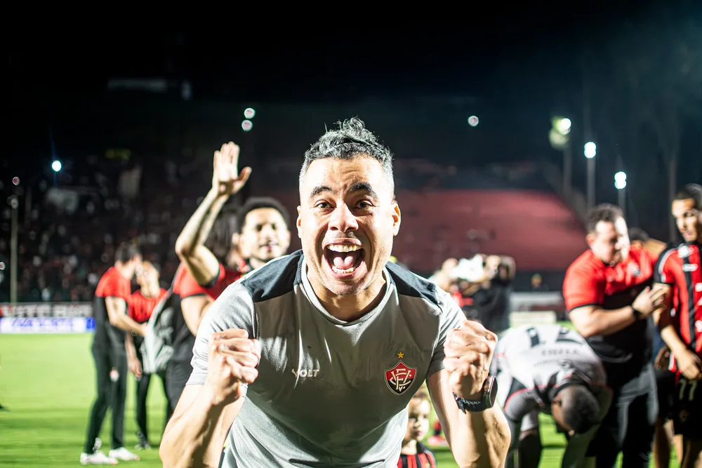 EC Vitória x Fortaleza Melhores Momentos (06/06/2026): Leão voltou ao topo após 16 anos e a festa no Barradão teve um herói improvável